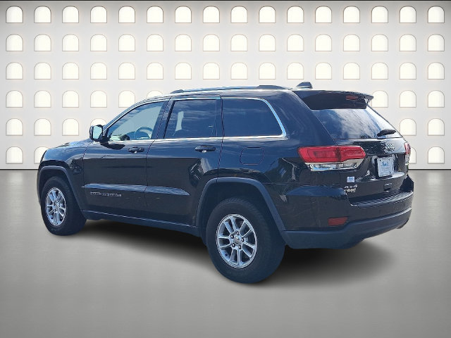 Used 2019 Jeep Grand Cherokee Laredo AWD/4WD image 4