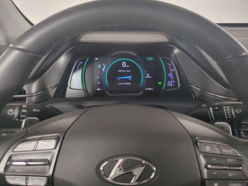 Used 2020 Hyundai Ioniq SEL FWD image 33