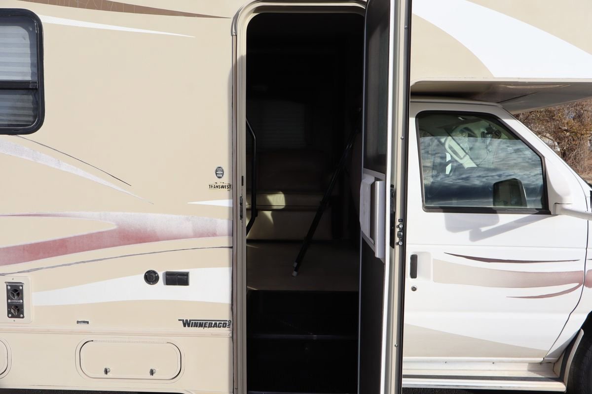 Used 2015 Ford E-450 and Econoline 450 Super Duty w/ Motorhome Prep Package image 14