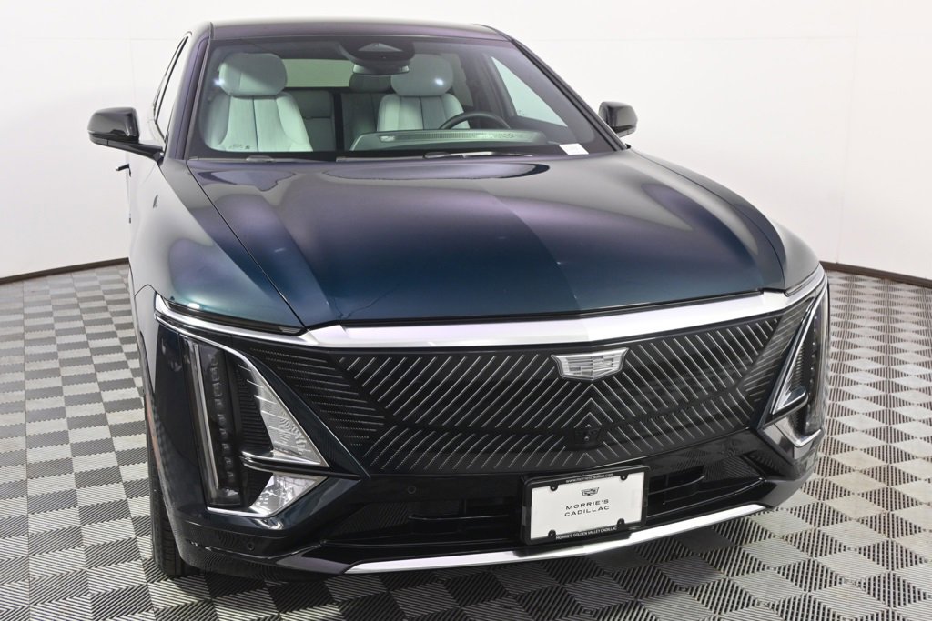 New 2025 Cadillac Lyriq Luxury image 9