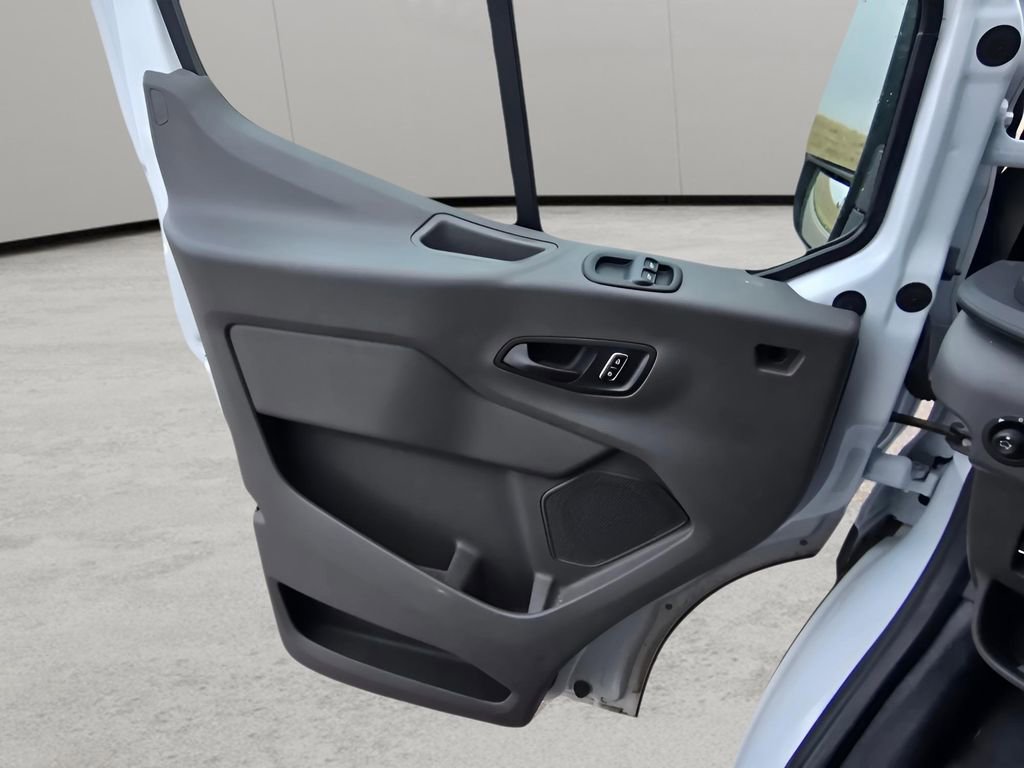 Used 2022 Ford Transit 350 XL image 12