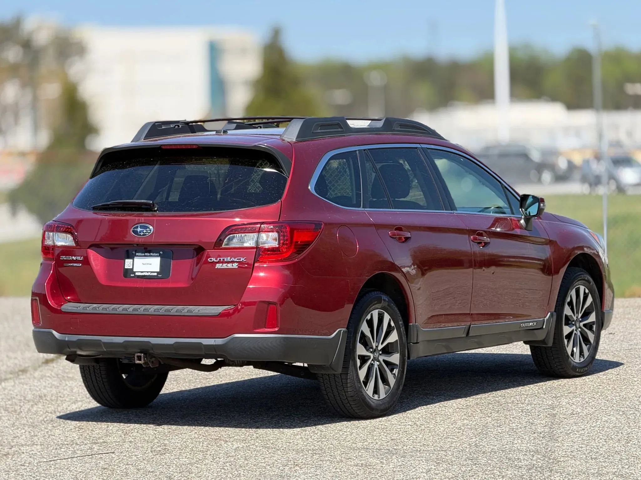 Used 2015 Subaru Outback 2.5i Limited image 9