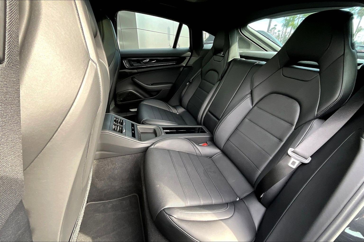 Used 2025 Porsche Panamera 4 image 26