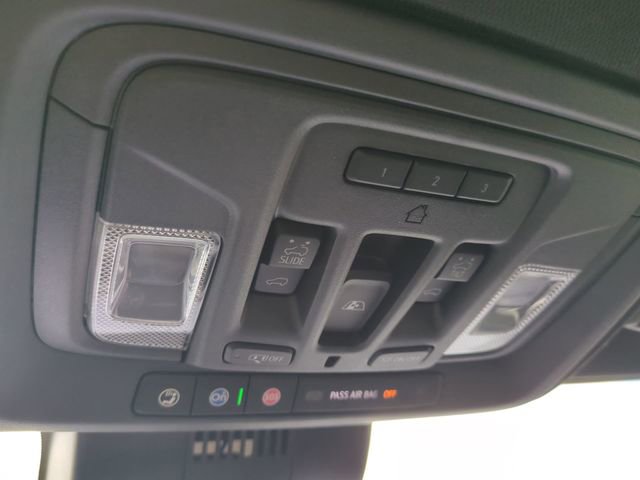 Certified 2023 Chevrolet Silverado 1500 High Country w/ High Country Premium Package AWD/4WD image 23
