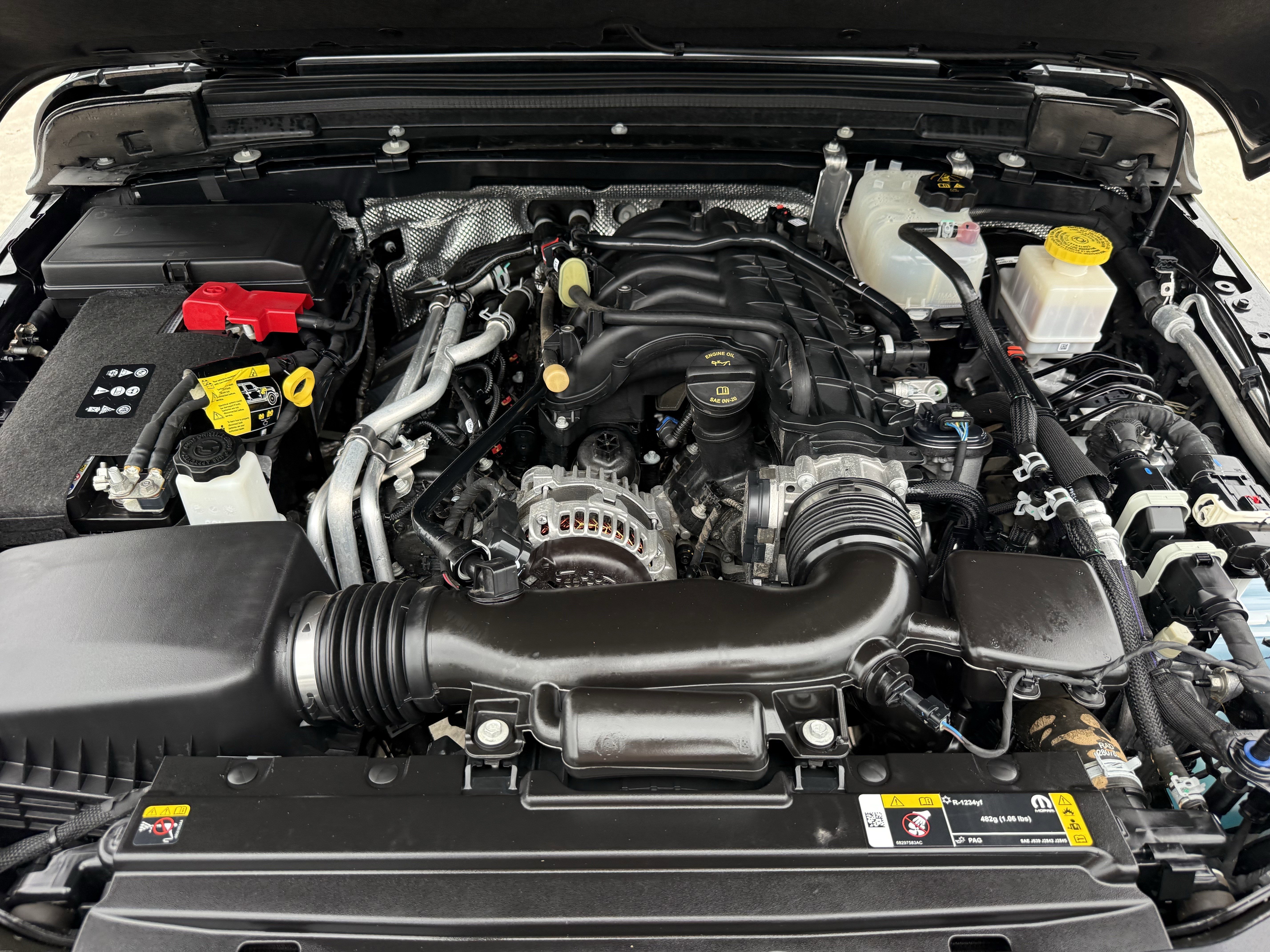 Used 2025 Jeep Gladiator Sport AWD/4WD image 32