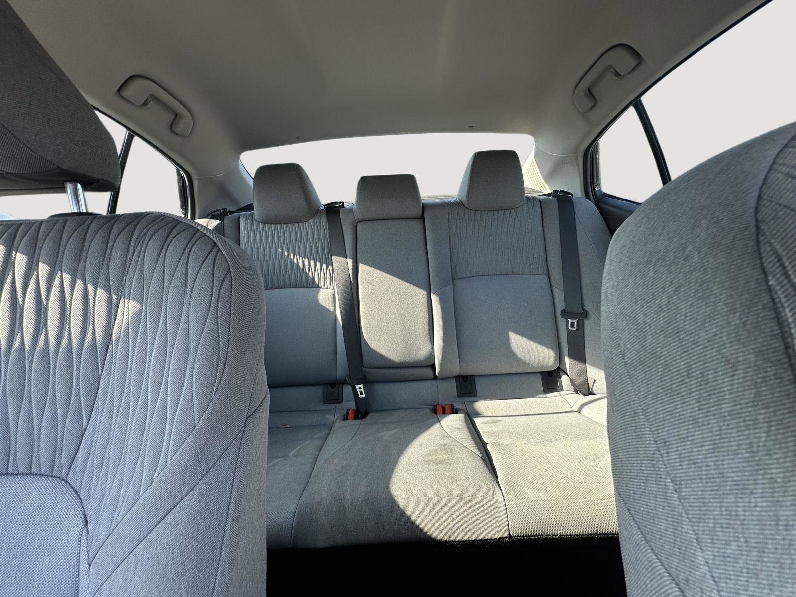 Used 2025 Toyota Camry LE w/ Convenience Package image 14