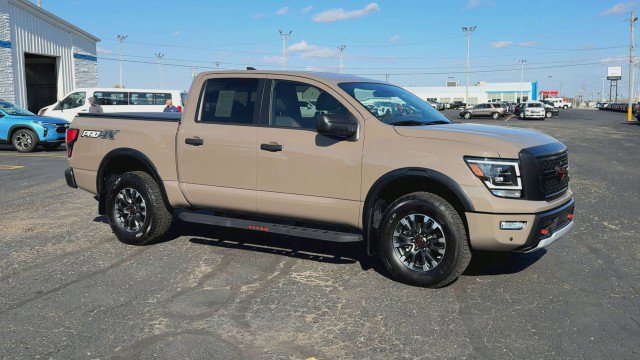 Used 2024 Nissan Titan PRO-4X w/ Pro-4x Utility Package image 2