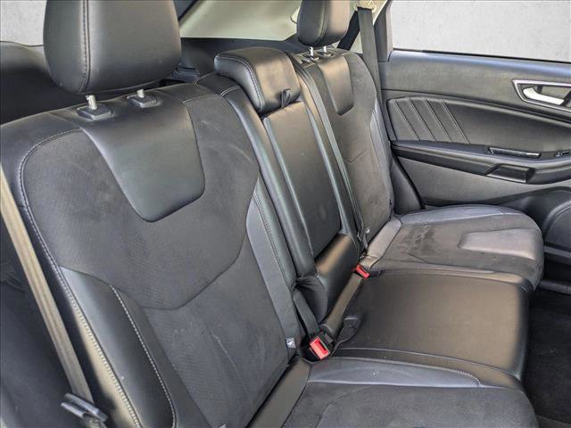 Used 2015 Ford Edge Sport image 21