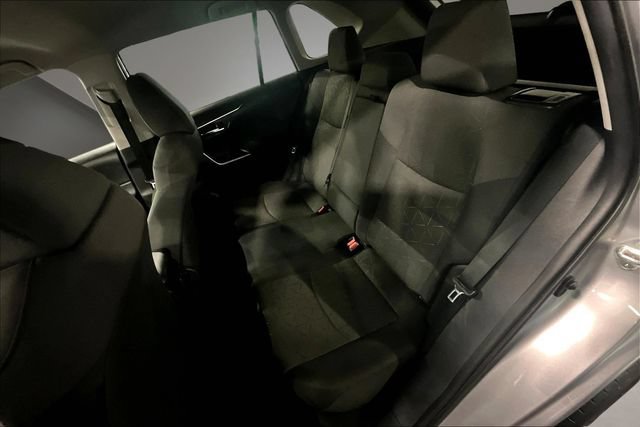 Used 2022 Toyota RAV4 XLE AWD/4WD image 22
