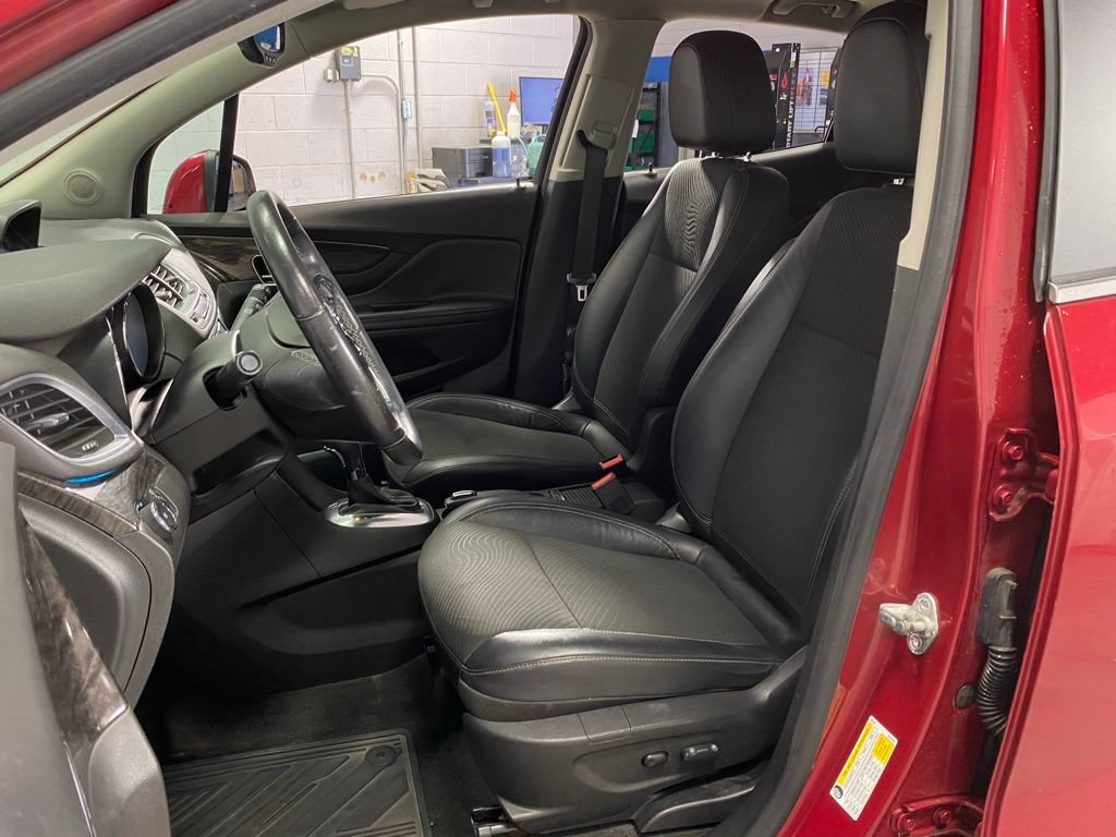 Used 2014 Buick Encore Convenience FWD image 16
