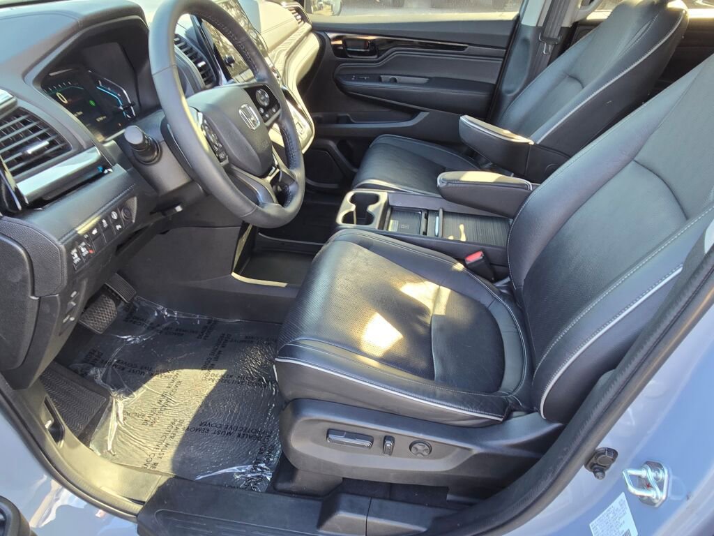 Used 2024 Honda Odyssey Elite image 17