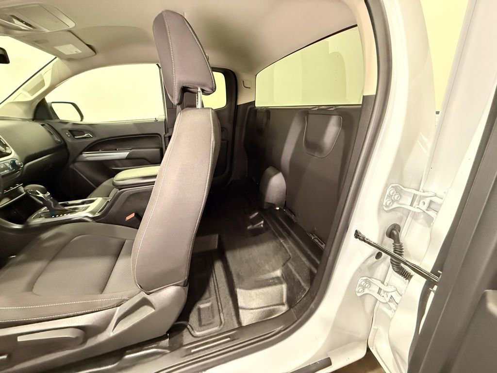 Used 2022 Chevrolet Colorado LT w/ Fleet Safety Package image 14