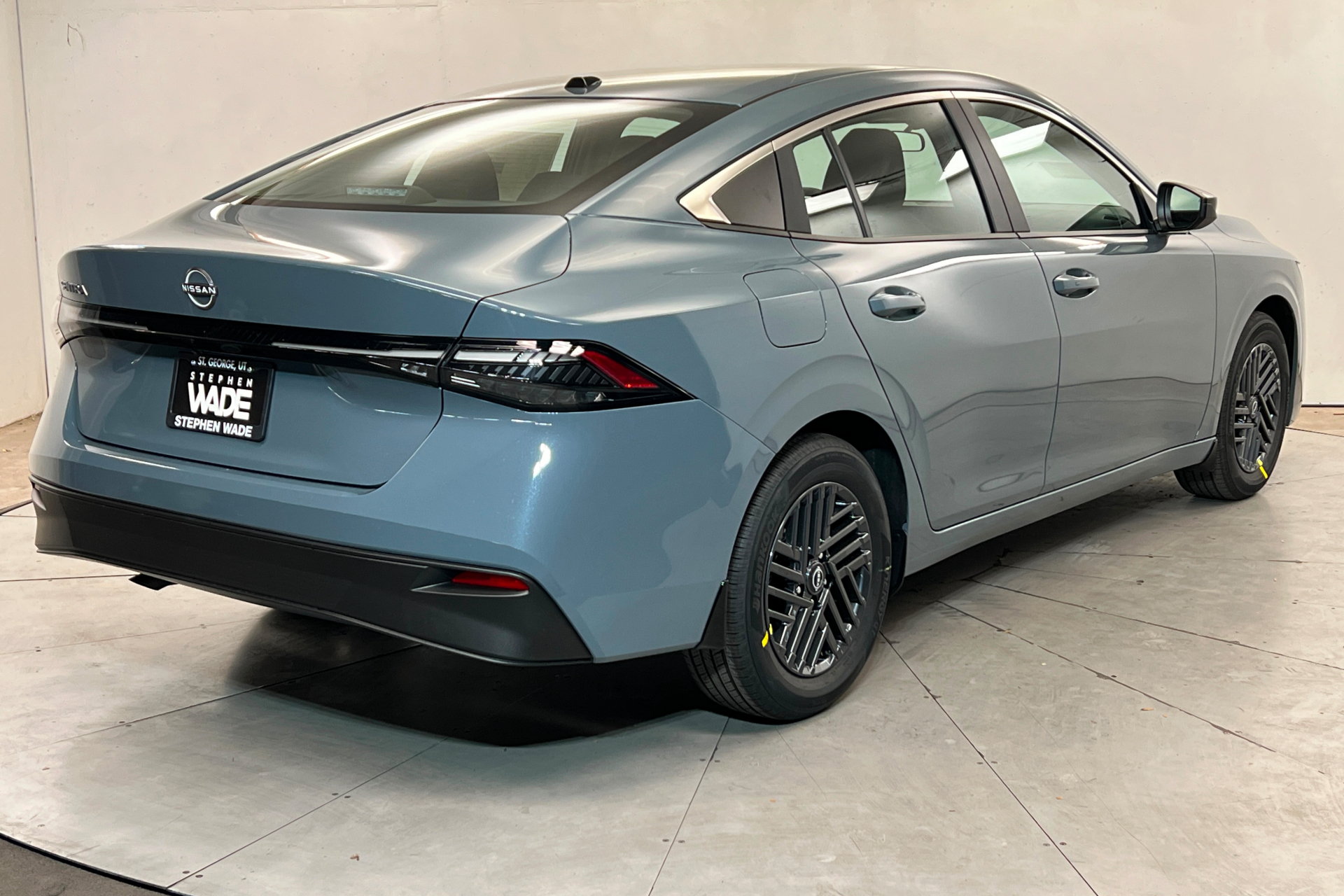 New 2026 Nissan Sentra SV w/ Floor Mat Package FWD image 5