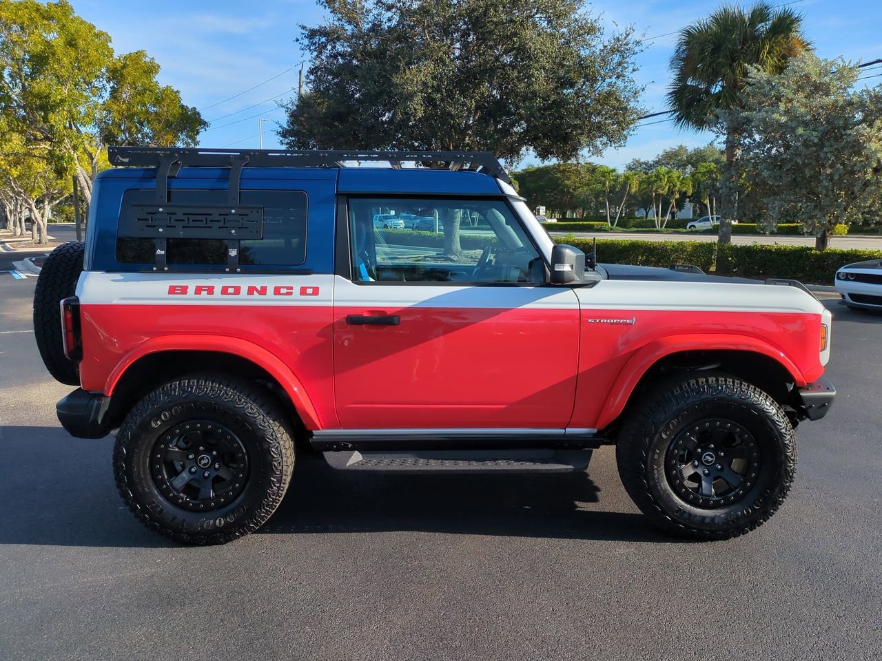 Certified 2025 Ford Bronco Stroppe Edition image 3