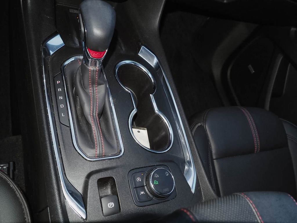 Used 2023 Chevrolet Traverse RS image 15