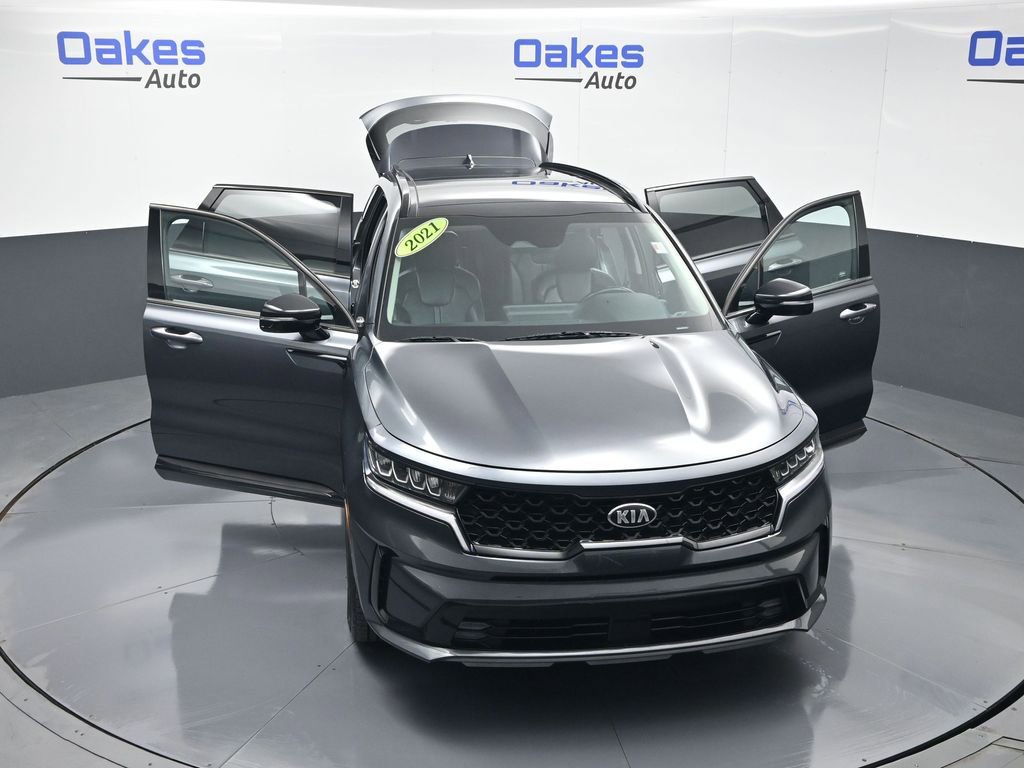Certified 2021 Kia Sorento EX w/ Panoramic Sunroof Package FWD image 61