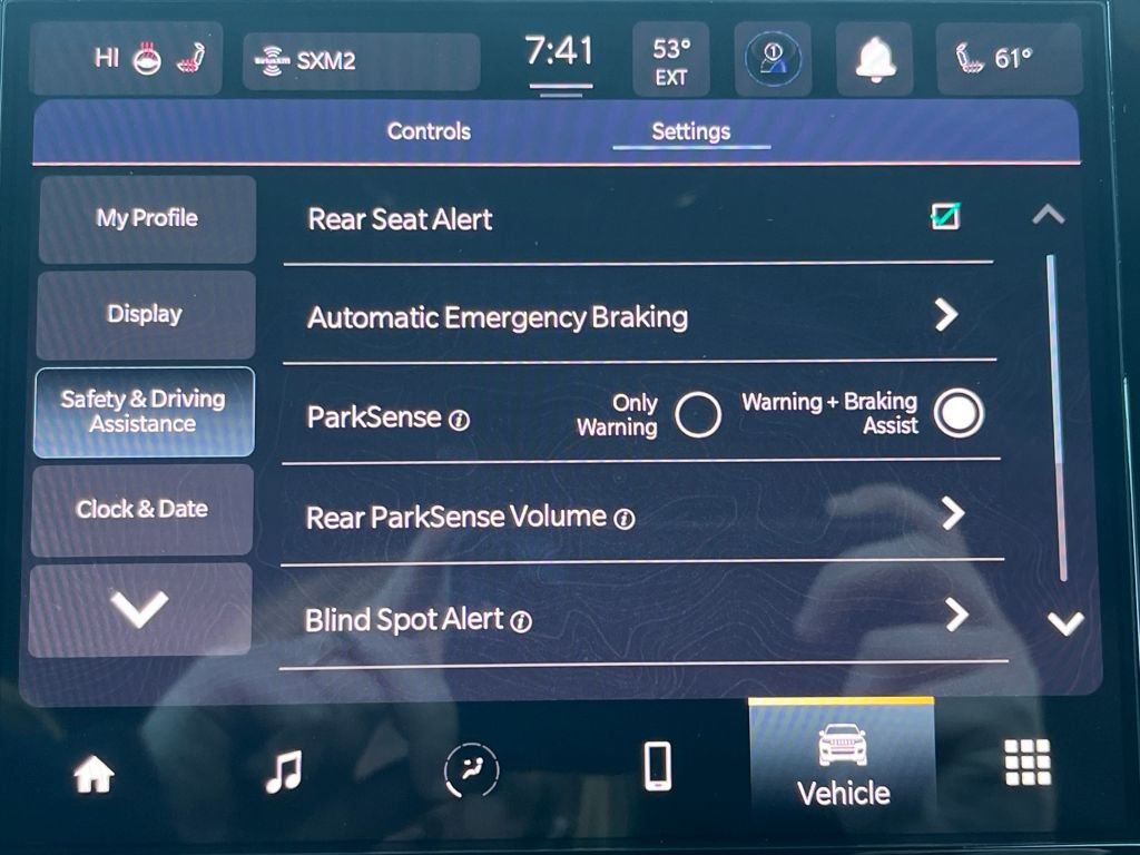 New 2025 Jeep Grand Cherokee Laredo image 18