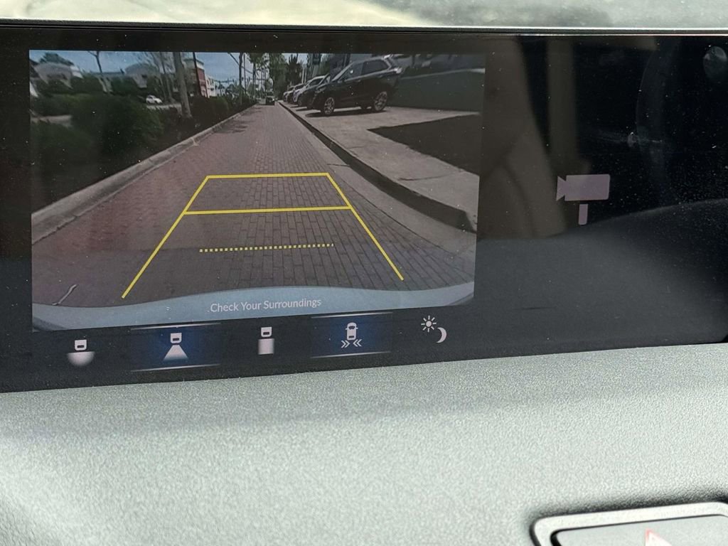 Used 2025 Acura TLX w/ Technology Package image 19