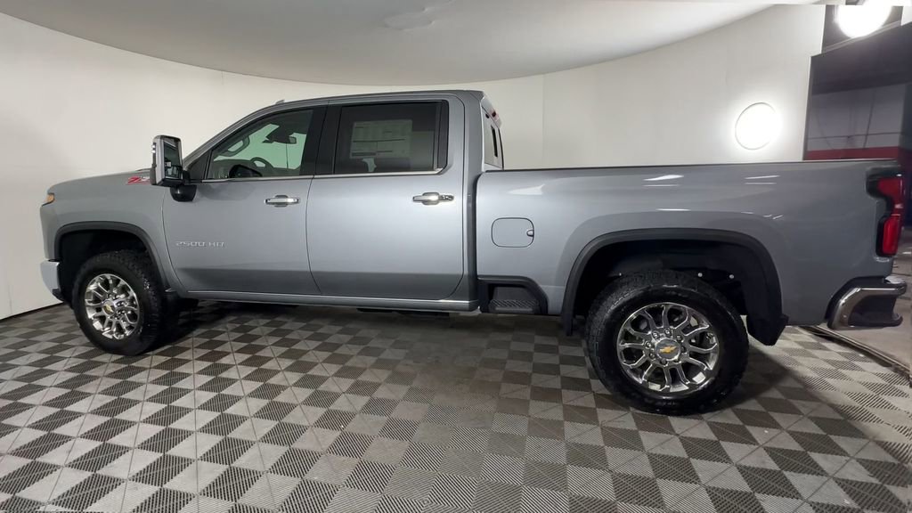 New 2026 Chevrolet Silverado 2500 LTZ w/ LTZ Convenience Package AWD/4WD image 7