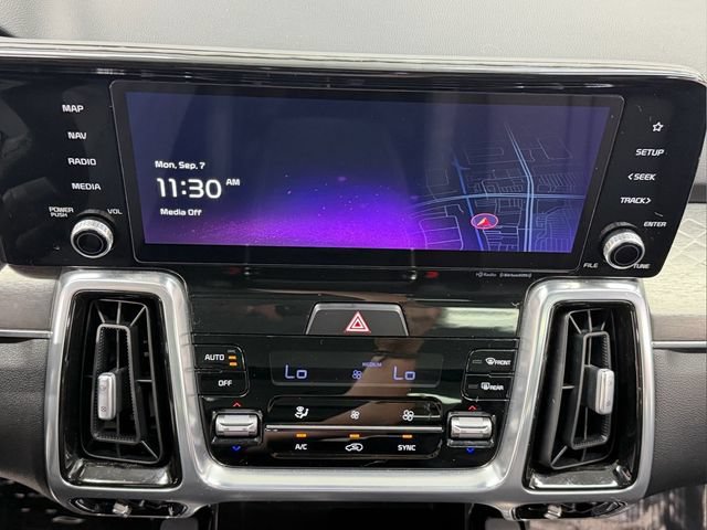 Certified 2023 Kia Sorento SX AWD/4WD image 28