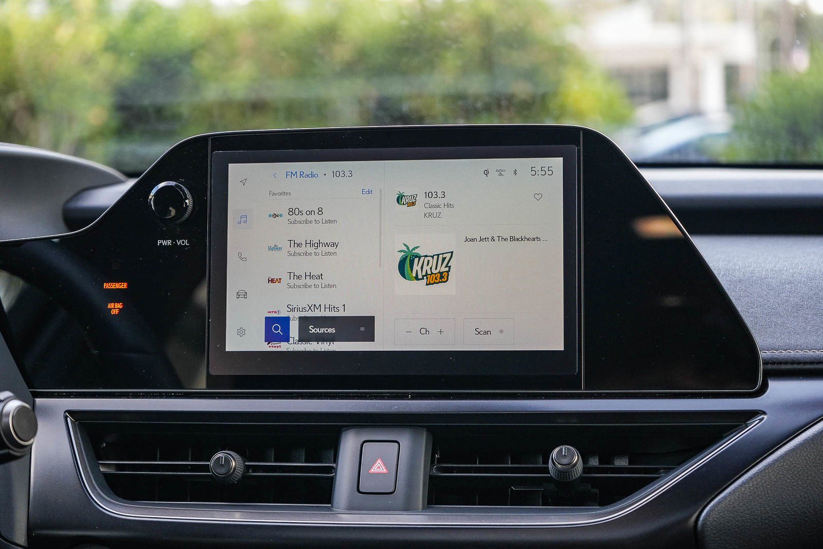 Used 2024 Lexus UX 250h F Sport FWD image 14