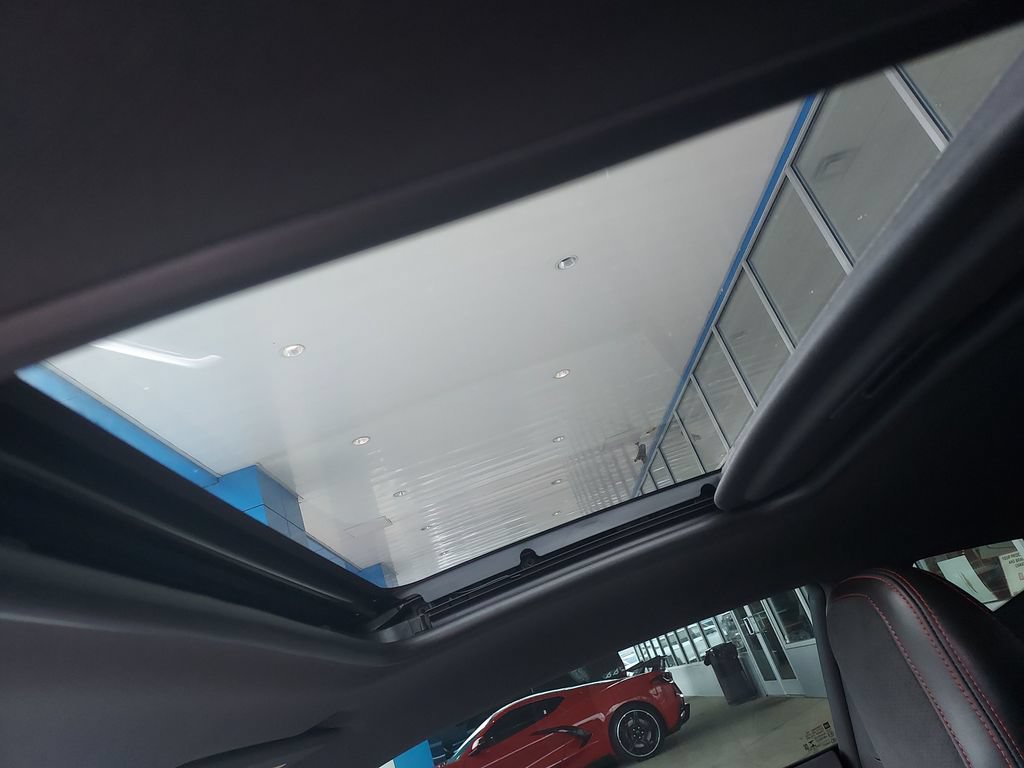 Used 2022 Chevrolet Camaro ZL1 RWD image 24