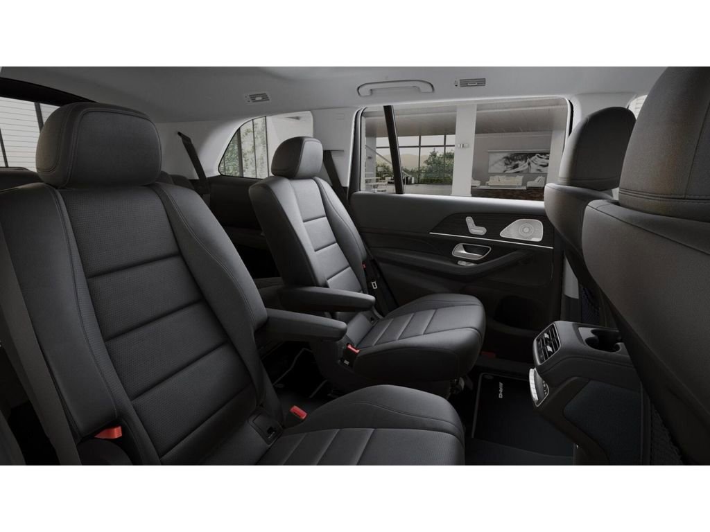New 2026 Mercedes-Benz GLS 450 4MATIC image 5