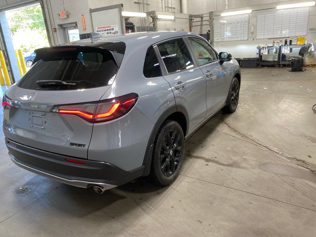 Certified 2024 Honda HR-V Sport image 9