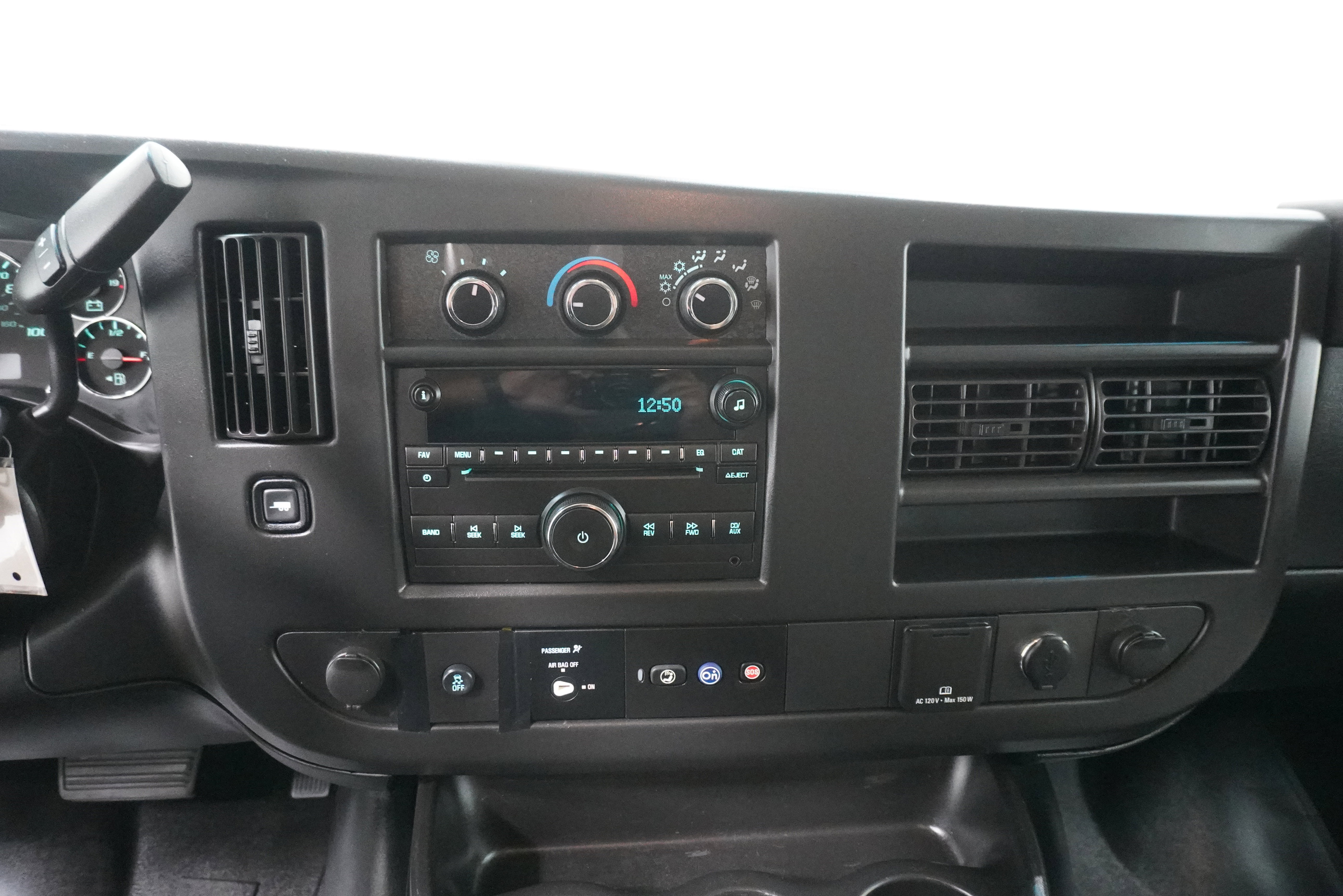 Used 2017 Chevrolet Express 3500 LT w/ LT Preferred Equipment Group image 16