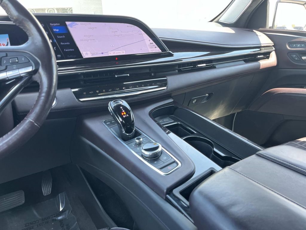 Used 2022 Cadillac Escalade Premium Luxury Platinum image 15