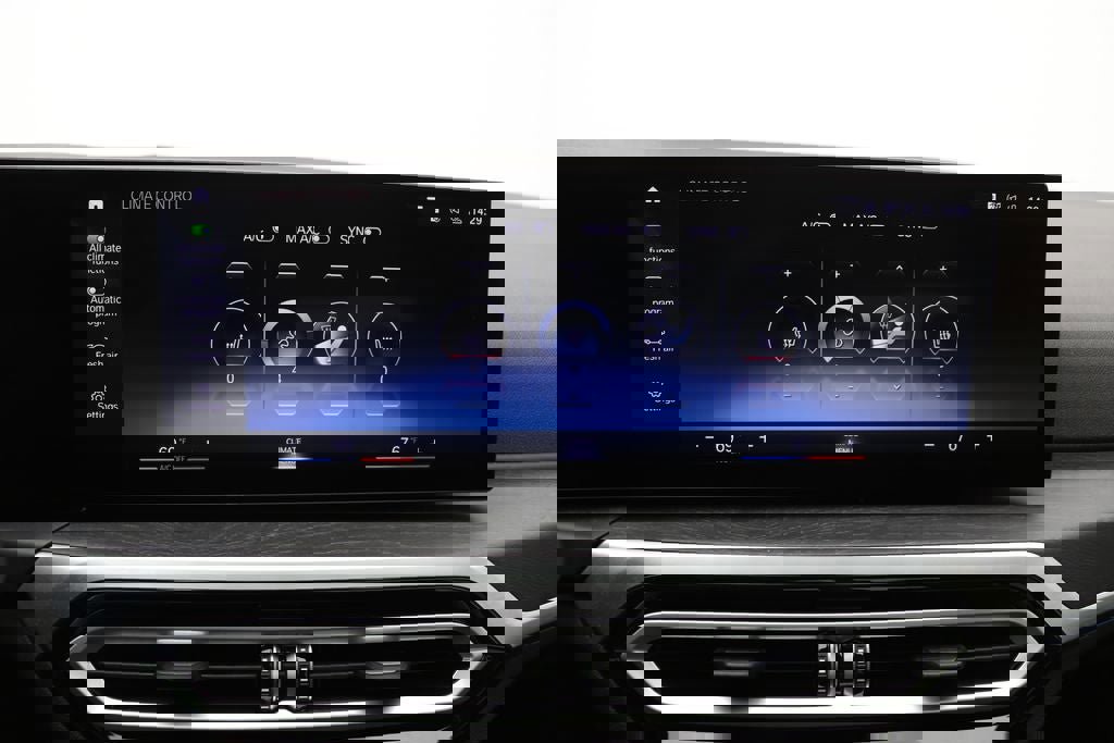 Used 2024 BMW 330i xDrive Sedan image 24