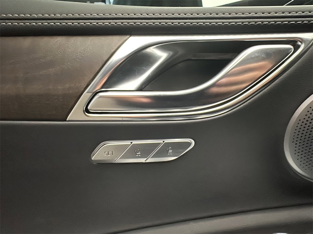 Certified 2025 Genesis GV80 3.5T Prestige image 12