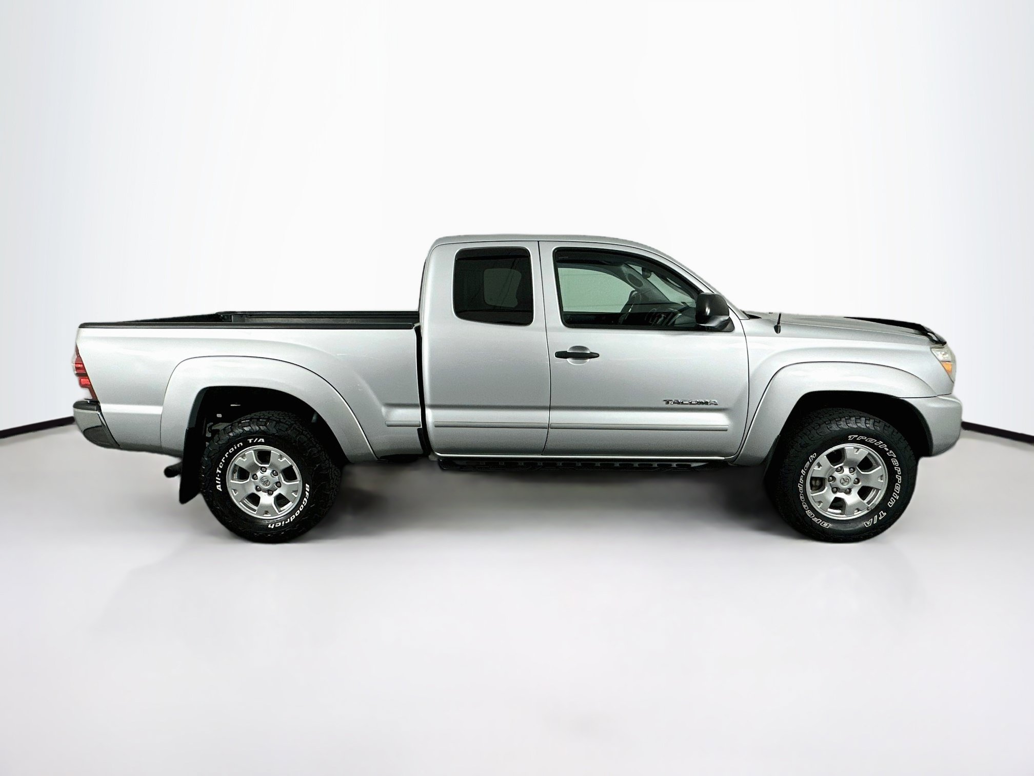 Used 2013 Toyota Tacoma PreRunner w/ TRD Off-Road Pkg RWD image 10