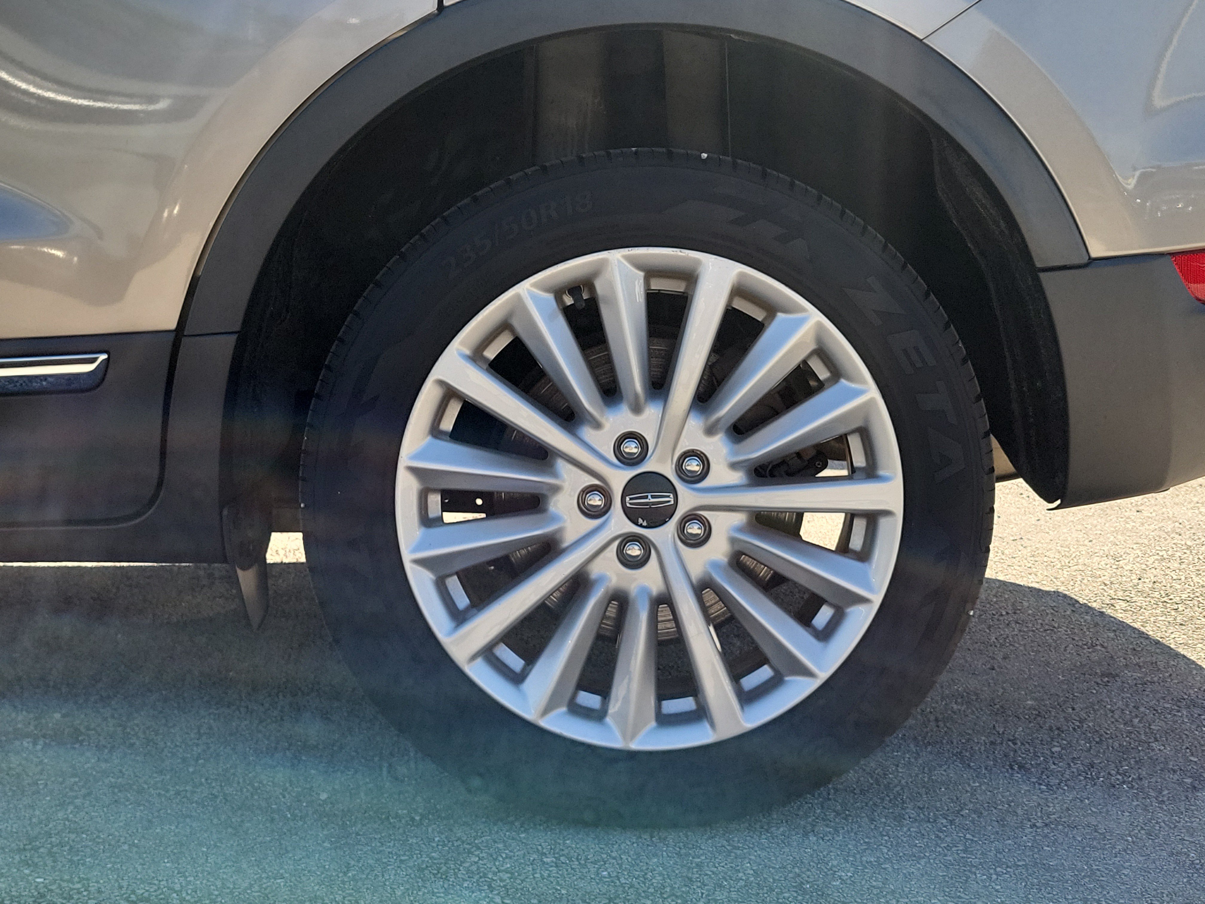 Used 2019 Lincoln MKC Premiere FWD image 28