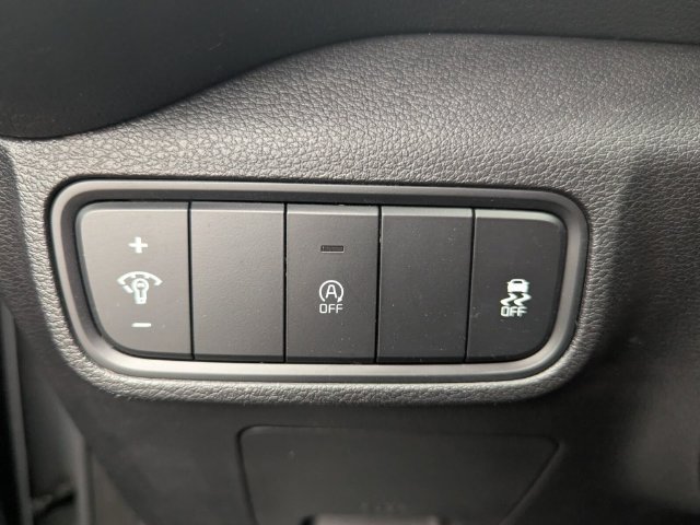Used 2020 Kia Soul LX FWD image 13