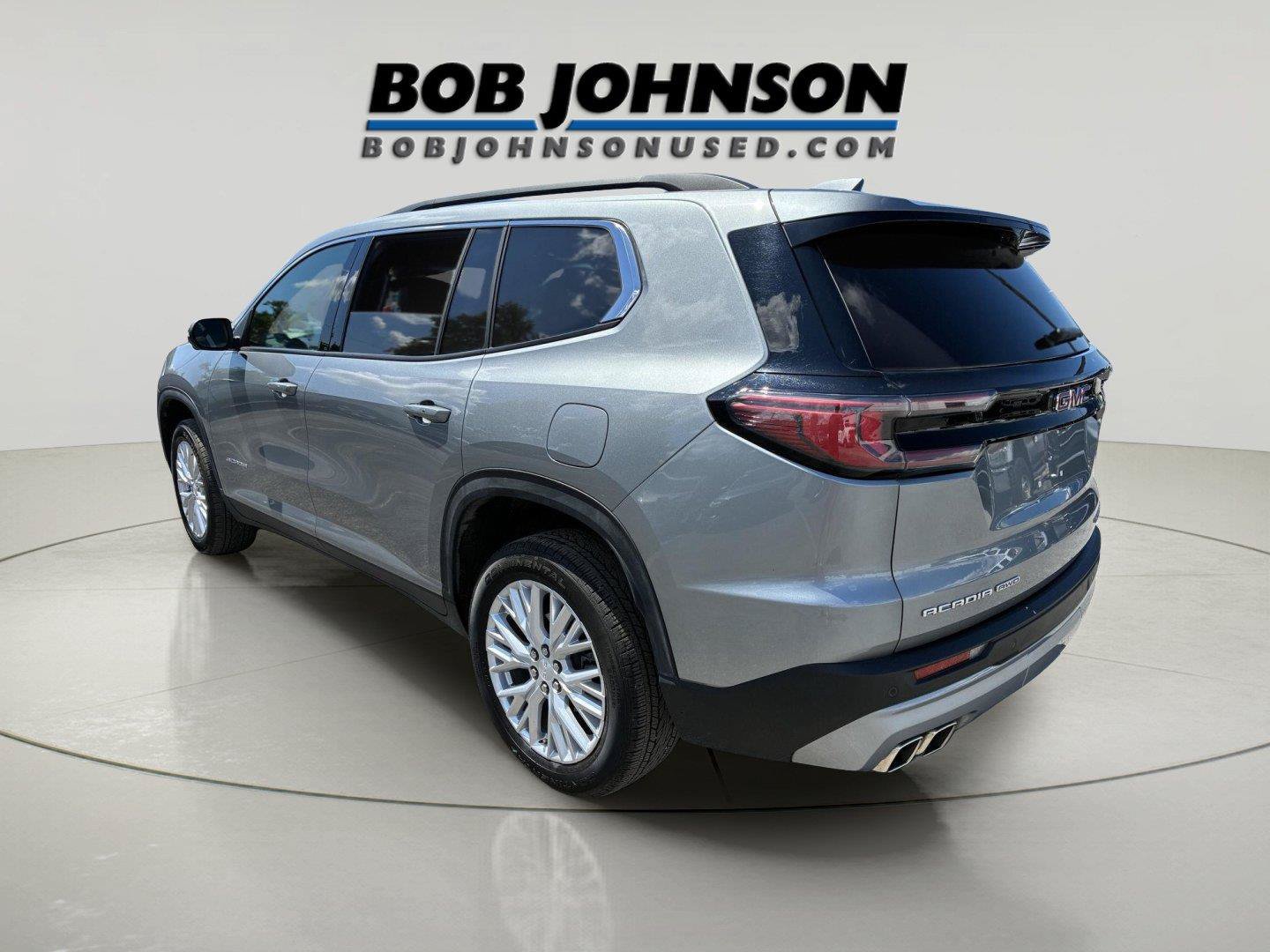 Used 2025 GMC Acadia Elevation w/ Elevation Premium Package AWD/4WD image 5