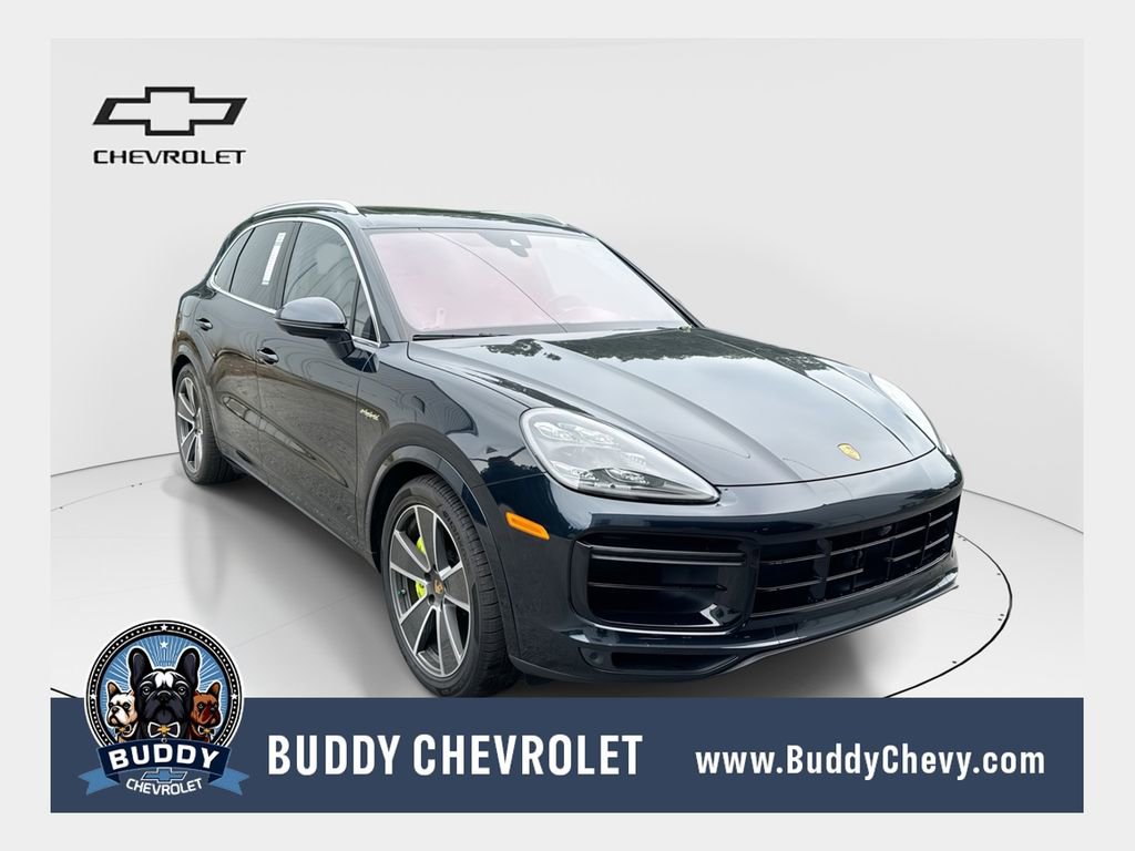 Used 2023 Porsche Cayenne Turbo S AWD/4WD image 1