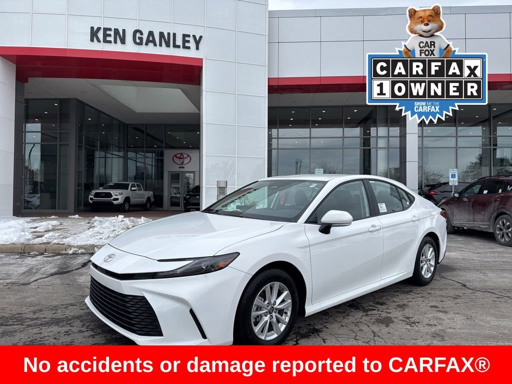 Used 2026 Toyota Camry LE w/ Convenience Package image 1