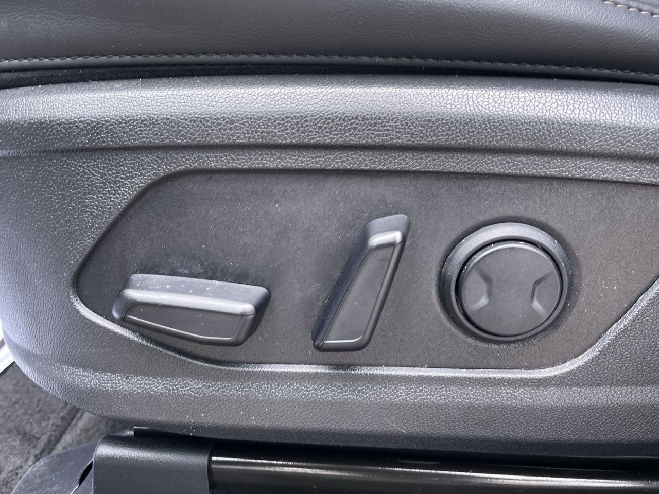 Certified 2023 Kia Sorento S AWD/4WD image 20