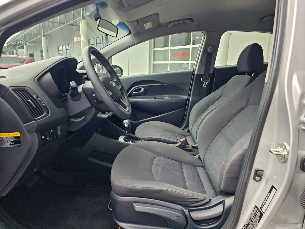 Used 2013 Kia Rio LX w/ PWR Pkg FWD image 21