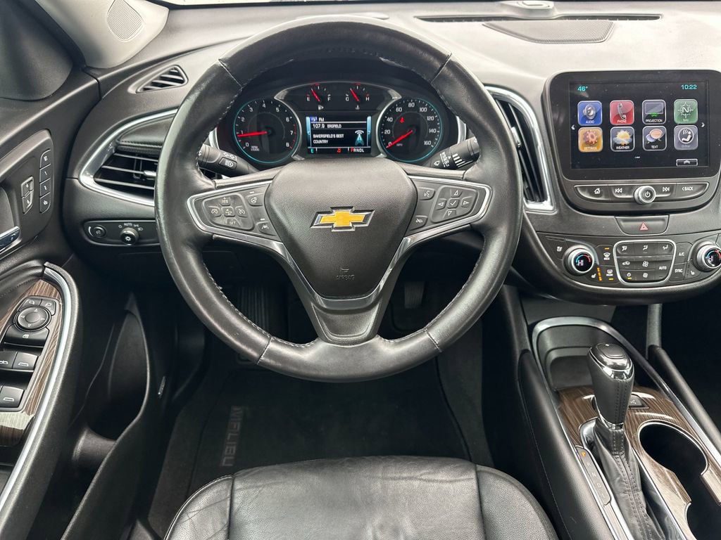 Used 2018 Chevrolet Malibu Premier w/ Premier Sun and Wheel Package image 25