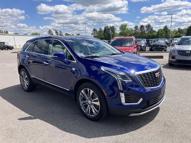 Certified 2024 Cadillac XT5 Premium Luxury w/ Technology Package AWD/4WD image 3