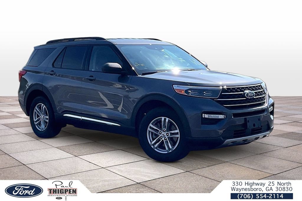 Certified 2022 Ford Explorer XLT w/ Equipment Group 202A AWD/4WD image 1