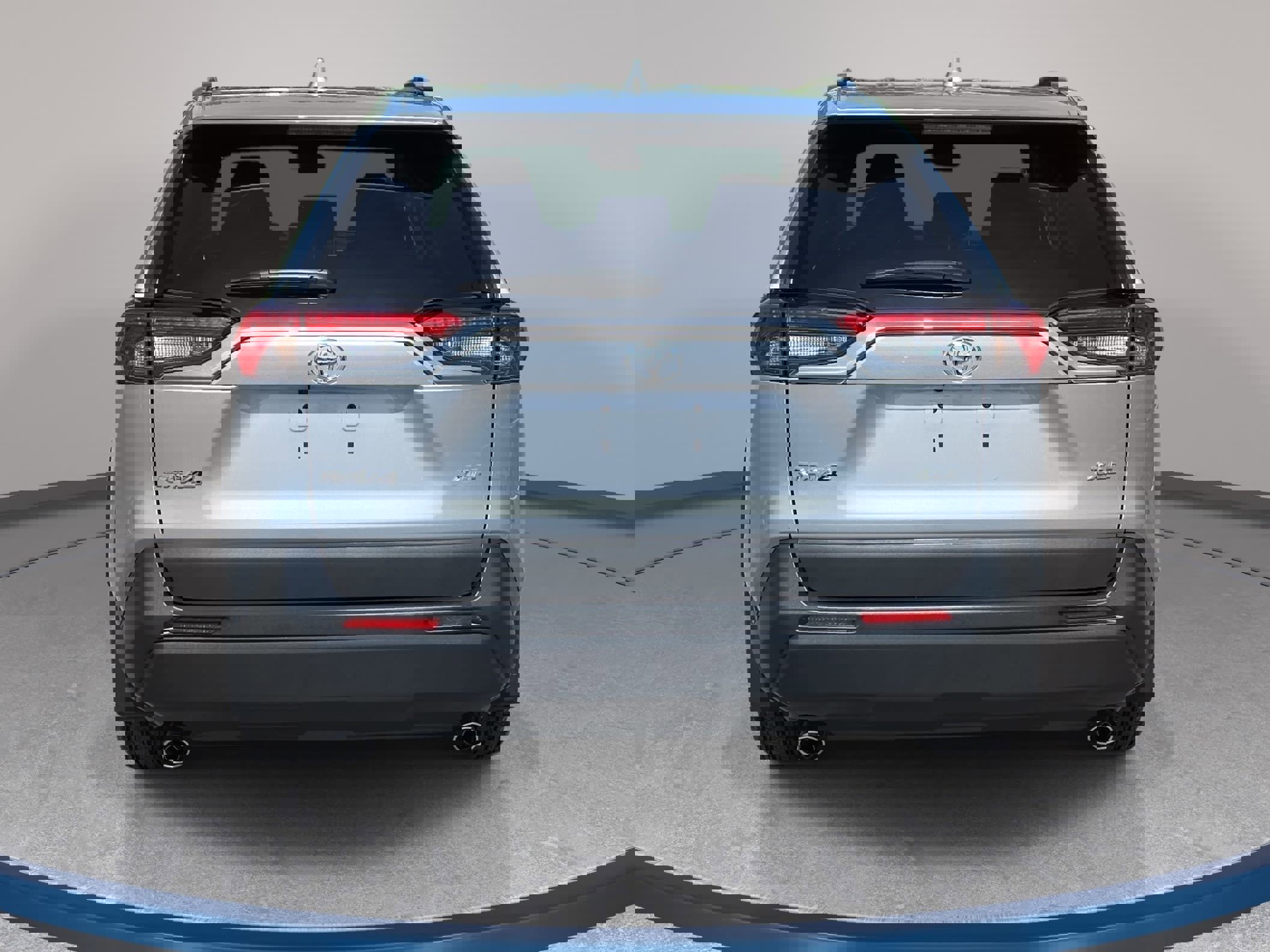 Used 2025 Toyota RAV4 XLE w/ Convenience Package image 6