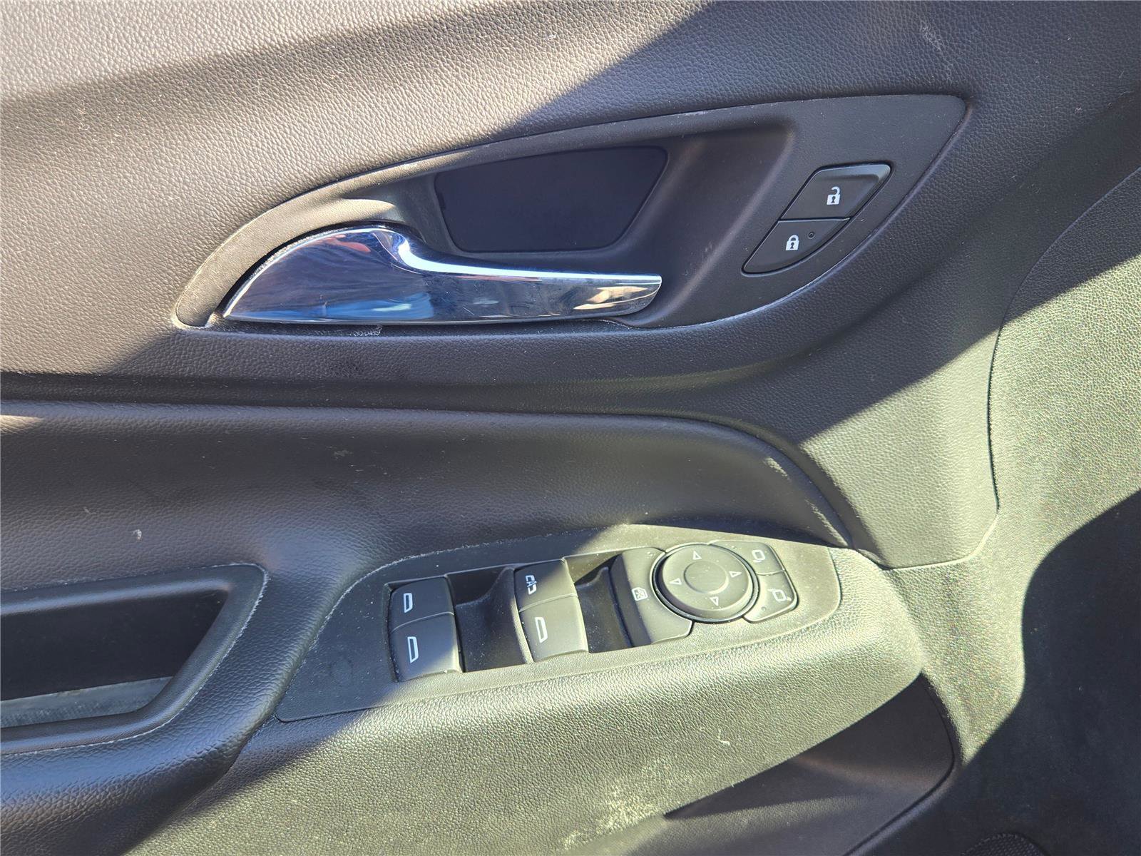 Used 2022 Chevrolet Equinox LT image 22