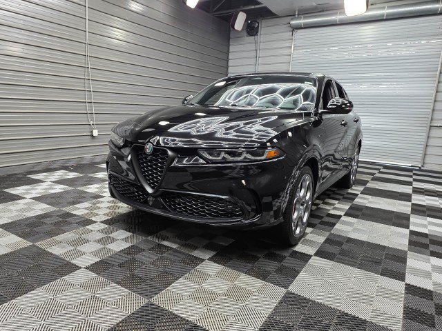 Used 2024 Alfa Romeo Tonale Veloce AWD/4WD image 48