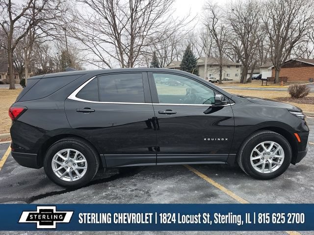 Used 2023 Chevrolet Equinox LT FWD image 2
