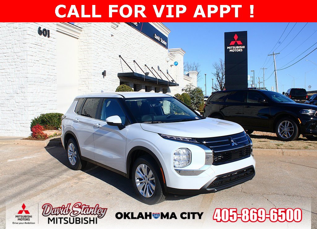 New 2026 Mitsubishi Outlander ES image 1