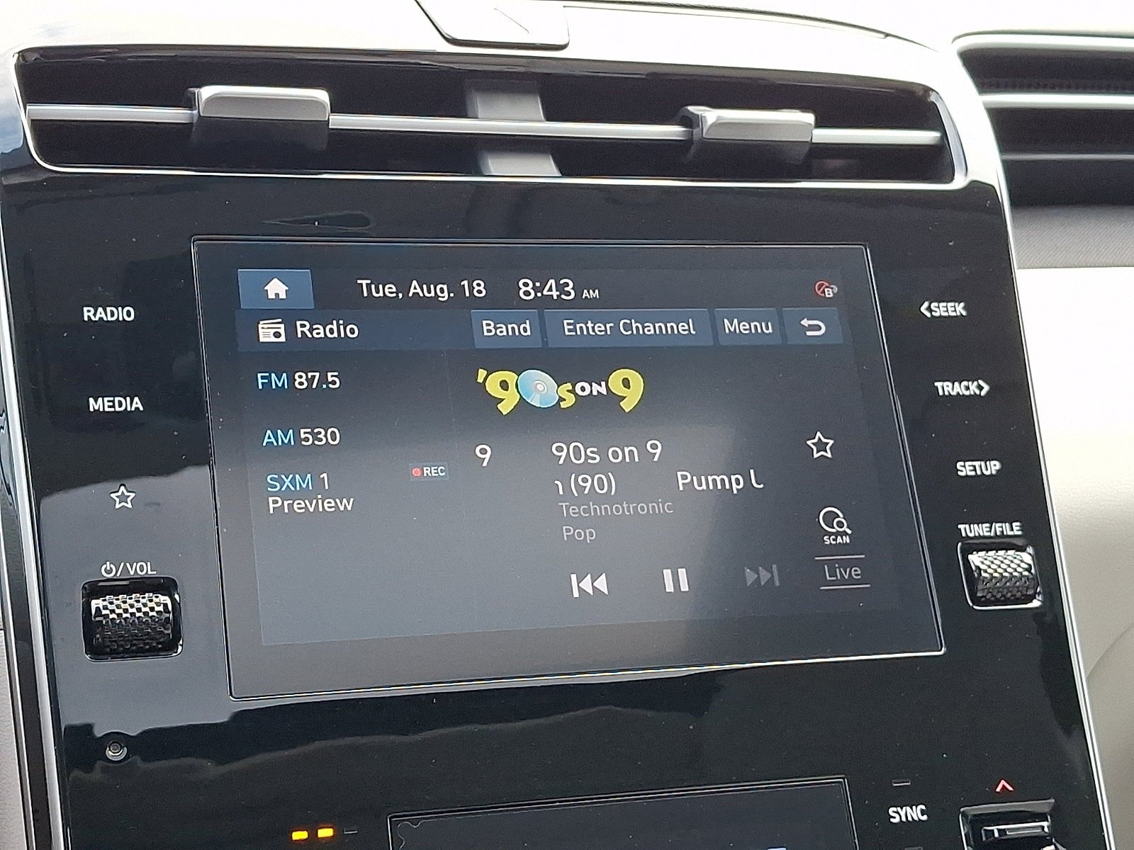 Certified 2023 Hyundai Tucson SEL w/ Convenience Package AWD/4WD image 17
