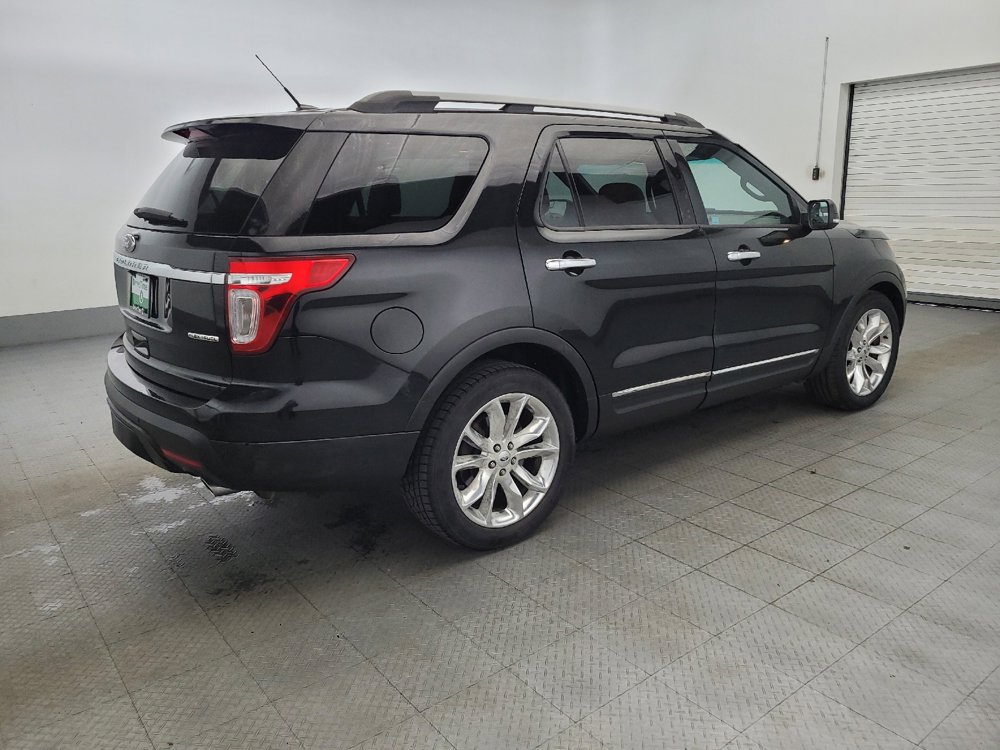 Used 2014 Ford Explorer XLT w/ Equipment Group 202A FWD image 10